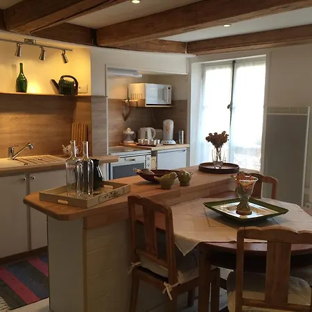 La Casa Victoria -stanislas Area -suite 65m2 Or Loft 75m2 アパート